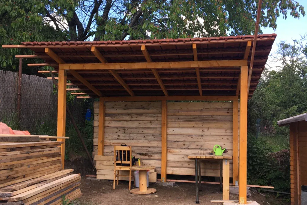 Hodinový manžel Praha a okolí - dobrejmanzel.cz - Stavba pergoly