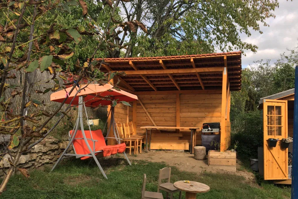 Hodinový manžel Praha a okolí - dobrejmanzel.cz - Stavba pergoly