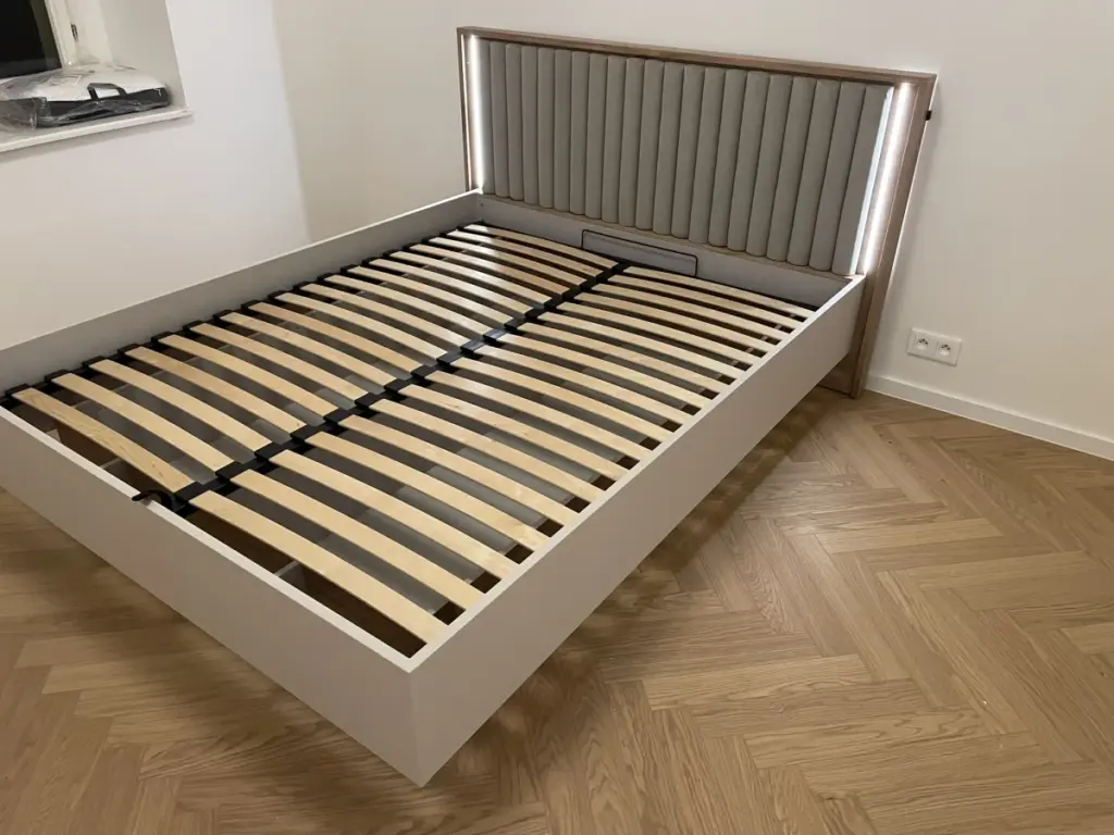 Montáž postele s roštem HAFIZA - SCONTO